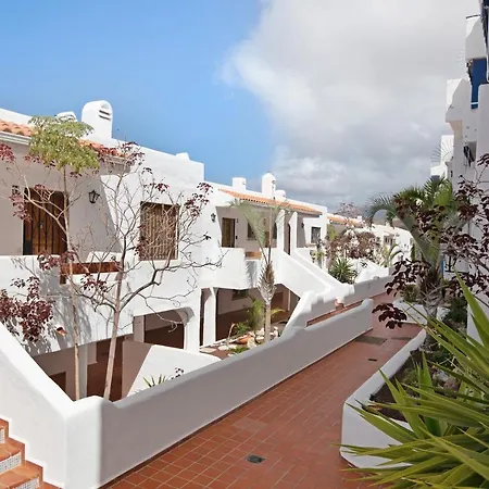 شقة Port Royal Exclusive Apartment أرونا